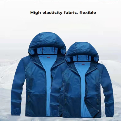 96% Nylon 4% Elastan Oddychająca Upf 50 Odporna na słońce damska bluza z kapturem Zip Luksusowa odzież chroniąca przed promieniowaniem UV